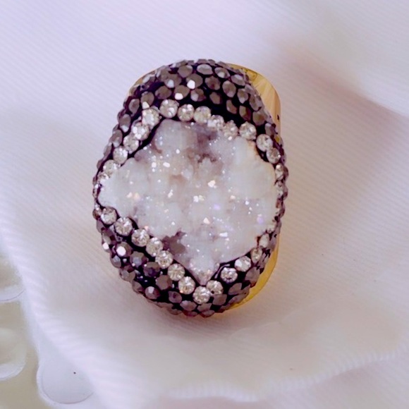 White Druzy Agate Adjustable Ring - Picture 4 of 8